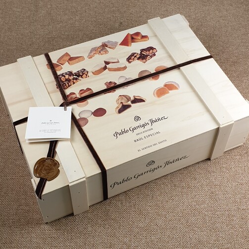 Набор турронов в деревянной коробке  (арт. DELO04)