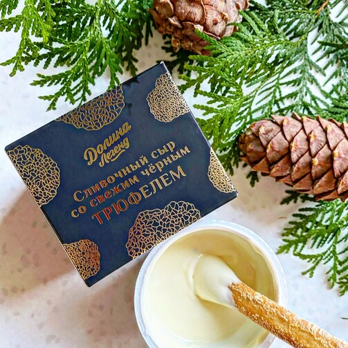 Сливочный сыр со свежим черным трюфелем 