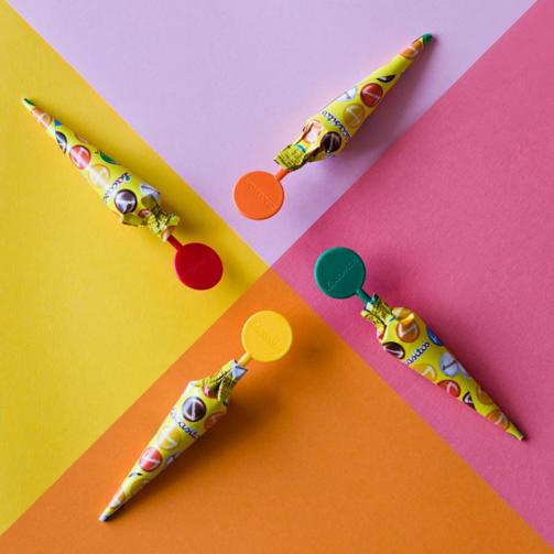 Набор зонтики с драже из молочного шоколада в сахарной глазури 5*11 гр  (арт. LAC625601)