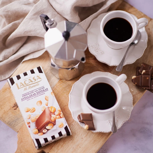 Молочный шоколад с цельным фундуком 100 гр  (арт. LAC150500)