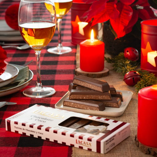 Кокосовая нуга с пралине в темном шоколаде 225 г  (арт. LAC194302)