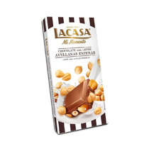 Молочный шоколад с цельным фундуком 100 гр