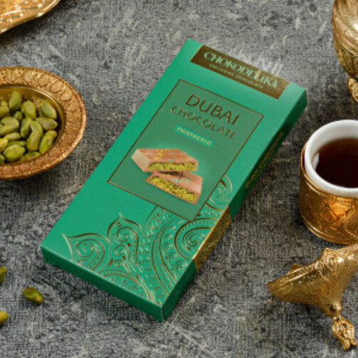 Шоколад молочный Dubai Phistachio с начинкой из фисташки 