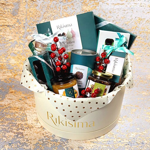 Праздничный набор десертов Rikisima 