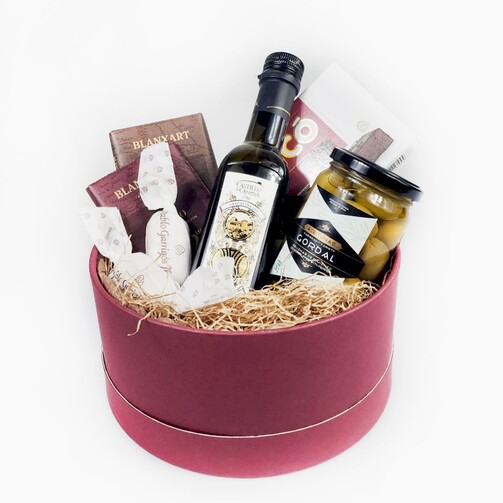 Подарочный набор деликатесов "Щедрый подарок"  (арт. RKМ-8)