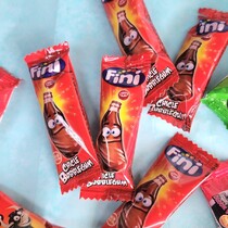 Жевательная резинка с жидкой начинкой Кола Fini