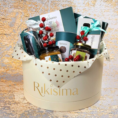 Праздничный набор десертов Rikisima 