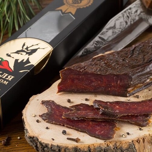 Колбаса из мяса Косули с перчиком 