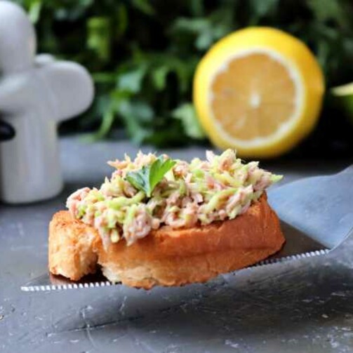 Тунец полосатый филе - ломтики в собственном соку 