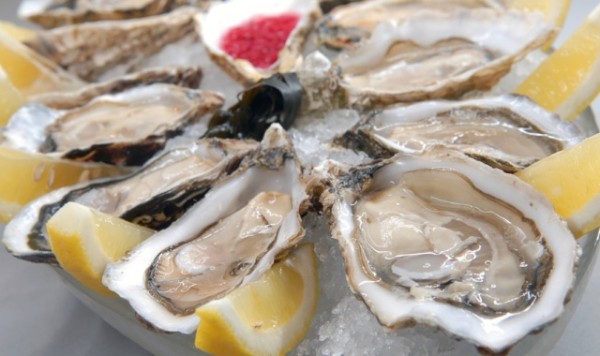 Какая страна является самым крупным производителем устриц в мире?