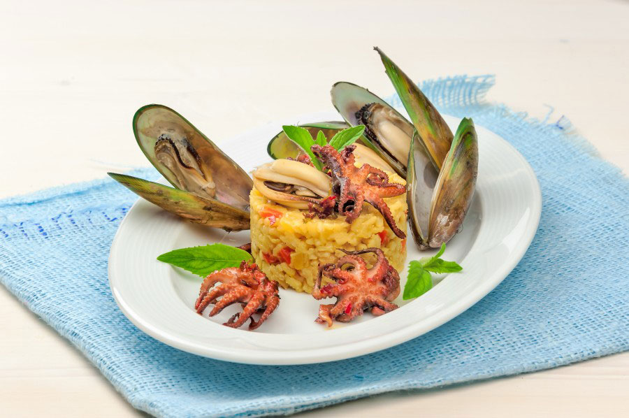 Ризотто с моллюсками, ананасом и мятой Ризотто с моллюсками, ананасом и мятой