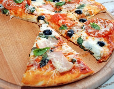 Пицца на тонком тесте